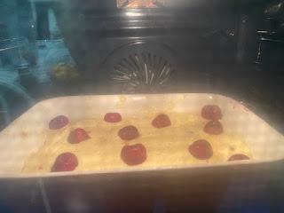 BIZCOCHO CON CEREZAS