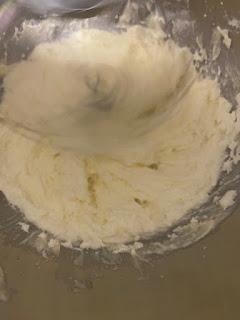 BIZCOCHO CON CEREZAS