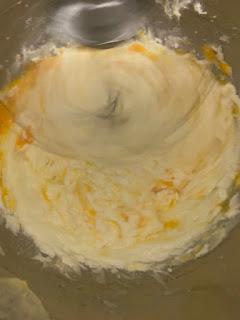 BIZCOCHO CON CEREZAS