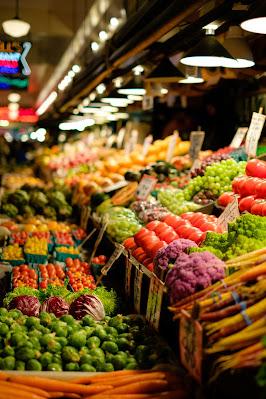 Frutas y verduras en el mercado Frutas y verduras en el mercado
