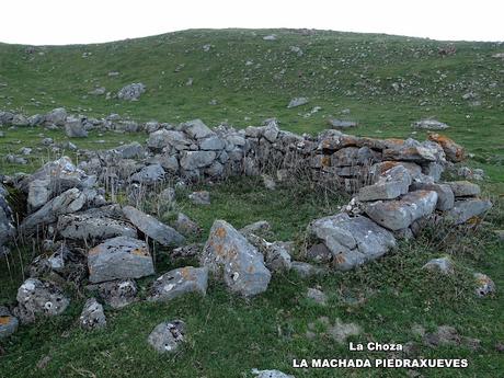 Alto San Lorenzo-Busbarraz-La Cuḷḷada Villaús-La Falguera-El Michu