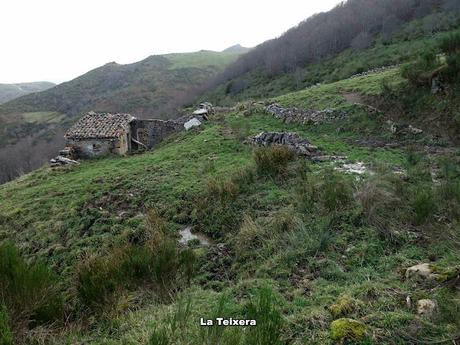 Alto San Lorenzo-Busbarraz-La Cuḷḷada Villaús-La Falguera-El Michu