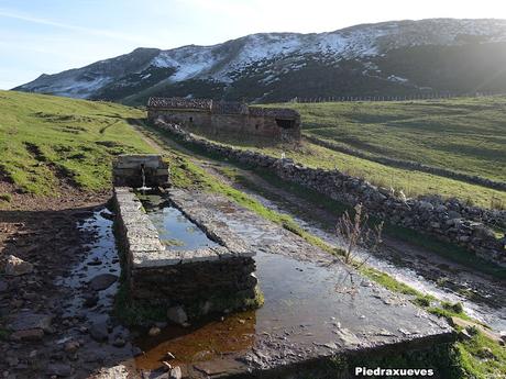 Alto San Lorenzo-Busbarraz-La Cuḷḷada Villaús-La Falguera-El Michu
