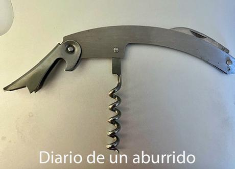 Historia de un cavatappi romano Historia de un cavatappi romano