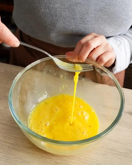 preparar huevos batidos para milanesa