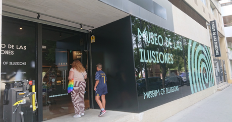 Descubre la Magia del Museo de Ilusiones Ópticas en Alicante: Una Experiencia Familiar Inolvidable Descubre la Magia del Museo de Ilusiones Ópticas en Alicante: Una Experiencia Familiar Inolvidable