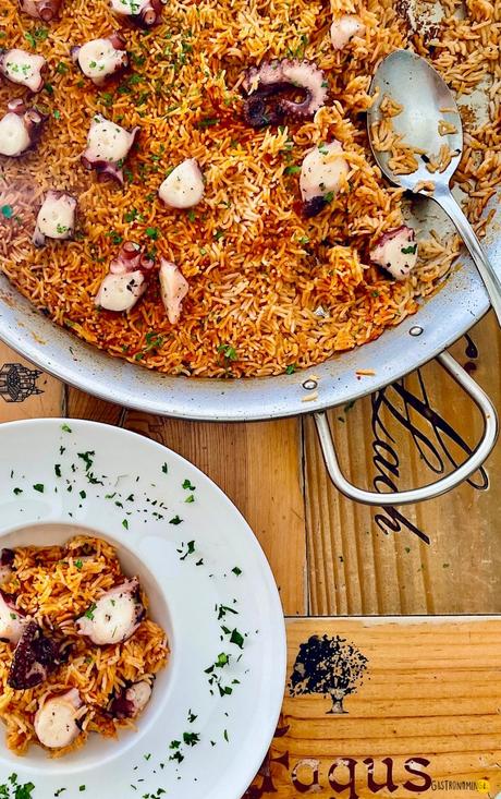 Arroz con pulpo y alioli de olivas negras