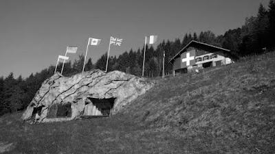 ¿Por qué los alemanes no invadieron suiza?