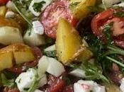 Ensalada patatas pepino, tomate, feta