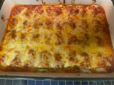 ROLLITOS DE CALABACÍN CON RICOTTA Y TOMATE