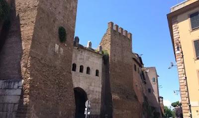 LAS MURALLAS AURELIANAS. LOS MUROS GUARDIANES DE LA HISTORIA ROMANA