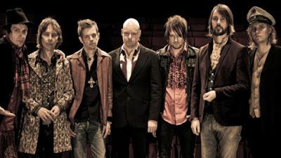 Diamond Dogs - Mighty, mighty mountain (2001)