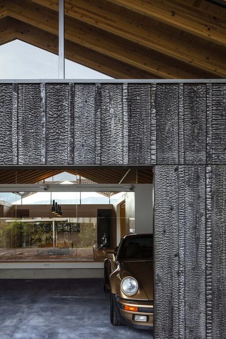 Yakisugi: el método japonés de construcción con madera quemada que es furor en occidente Yakisugi: el método japonés de construcción con madera quemada que es furor en occidente