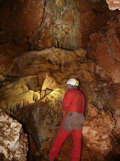 Nueva e importante cavidad explorada en Segura de la Sierra