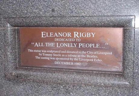 La Soledad en 'Eleanor Rigby': Un Análisis Lírico