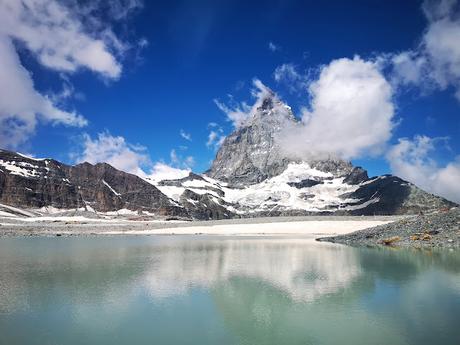 Refugio Hörnlihütte (A los pies del mítico Cervino) Refugio Hörnlihütte (A los pies del mítico Cervino)