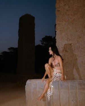 colección SS25 de Desigual LUCIDA POR KATY PERRY colección SS25 de Desigual LUCIDA POR KATY PERRY