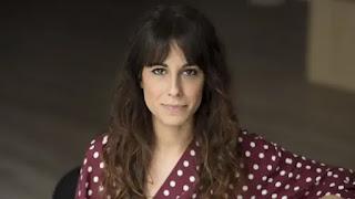 El poema de cada día. Hoy, Oda al centro comercial, de Maribel Andrés Llamero (1984)