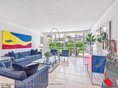 Un estado del sur está expuesto a un éxodo masivo de propietarios de apartamentos por temor a un mercado «catastrófico» tras una nueva y costosa ley que puede llevar a la «quiebra» de los residentes. ISG World informa que hubo 20,293 listados de condominios en los condados de Palm Beach, Broward y Miami-Dade en el segundo trimestre de 2024. Foto de un condominio en Palm Beach que se ofrece a la venta con un descuento de $10,000