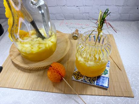 Sangría frutal de cava