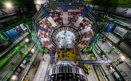 Un lugar diferente y desconocido: CERN (I) Un lugar diferente y desconocido: CERN (I)