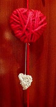 Cómo hacer una guirnalda de corazones