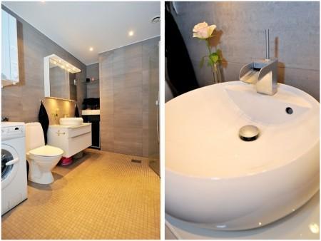 Decoración en armonía suelo de parquet en espiga mural de Times Square muebles de diseño mesa fritz hansen lámparas de diseño grandes ventanales estilo nórdico estilo escandinavo estilo de decoración sueco estampado de cebra en decoración diseño de interiores decoración de interiores consolas colgadas de la pared cocina blanca con isla