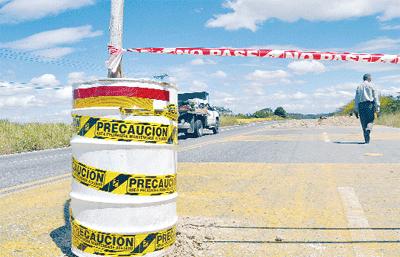 Vía Quíbor-El Tocuyo: Peligro en la carretera por hundimiento