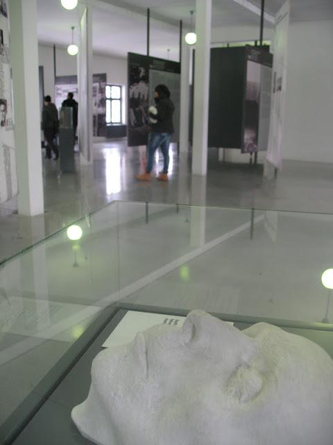 CAMPO DE CONCENTRACION DE DACHAU: LA GEOMETRIA DEL SALVAJISMO