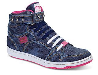 ¡La mezclilla hasta en los tenis!