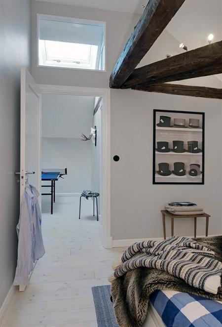 vigas en el techo de madera sillas eames patas de madera estilo nórdico electrodomésticos siemens dúplex para estudiantes decoración nórdica decoración estilo sueco decoración escandinava decoración en blanco decoración dúplex cocina kvik cocina blanca 