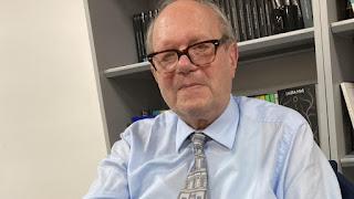 El poema de cada día. Hoy,  Conjuro, de Pere Gimferrer (1945)