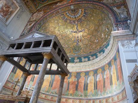 ROMÁNICO EN ROMA IGLESIA DE SAN CLEMENTE. Mosaico y pintura al fresco