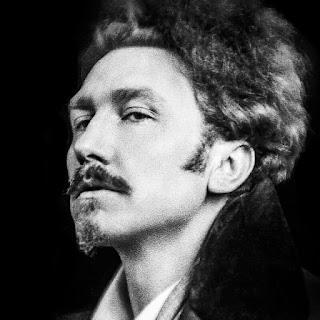 El poema de cada día. Hoy, Una muchacha, de Ezra Pound (1885-1972)