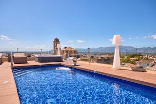 PISCINAS EN HOTELES DE INTERIOR