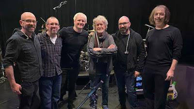 Jon Anderson & The Band Geeks - True (2024)