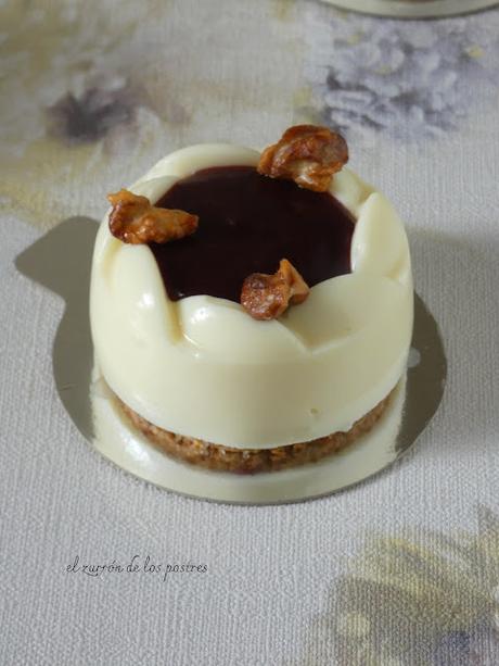 Semifrío de Chocolate Blanco, Ciruelas y Nueces