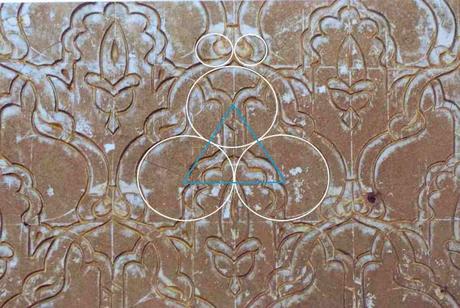 Huellas visibles de la geometría en la Alhambra de Granada