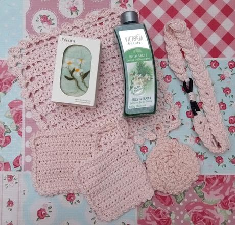 UN DETALLITO DE CUMPLEAÑOS UN DETALLITO DE CUMPLEAÑOS