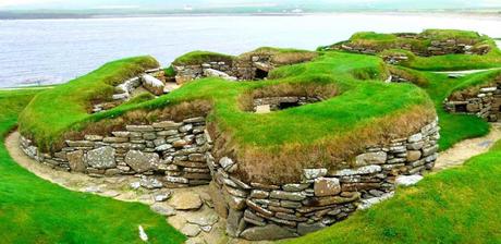 Skara brae, el misterioso asentamiento neolítico de las islas orcadas Skara brae, el misterioso asentamiento neolítico de las islas orcadas