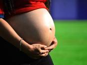 explicamos porque bebé mueve mucho embarazo