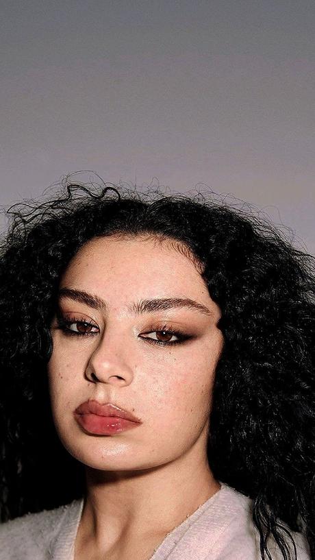 brat makeup Charlie xcx look tutorial artist Paso a Paso como se hace