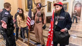 De nacionalpopulismo y fascismo