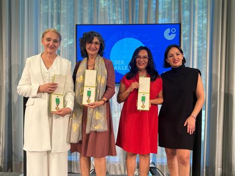 d48651db-edc2-218a-7142-bea1c70a45e0