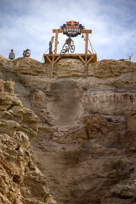 Se acerca una nueva edición de Red Bull Rampage y por primera vez con mujeres compitiendo Brandon Semenuk