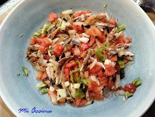 Pipirrana malagueña boquerones fritos 