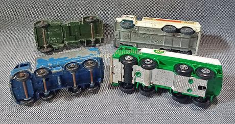 Camiones cisternas de las marcas Husky y Matchbox Camiones cisternas de las marcas Husky y Matchbox