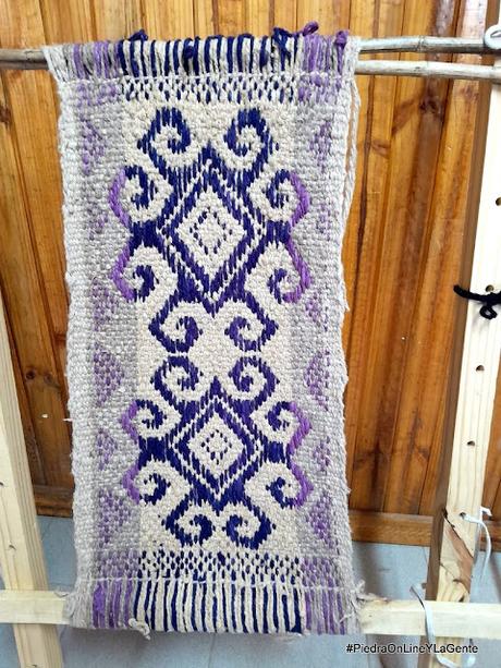 Taller de Telar Mapuche en el Nucleamiento 6 de Piedra del Águila