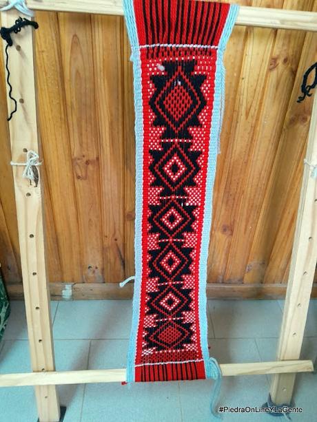 Taller de Telar Mapuche en el Nucleamiento 6 de Piedra del Águila