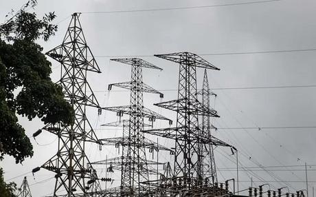 Sabotaje eléctrico en gran parte del país e interrupción de la conexión a Internet